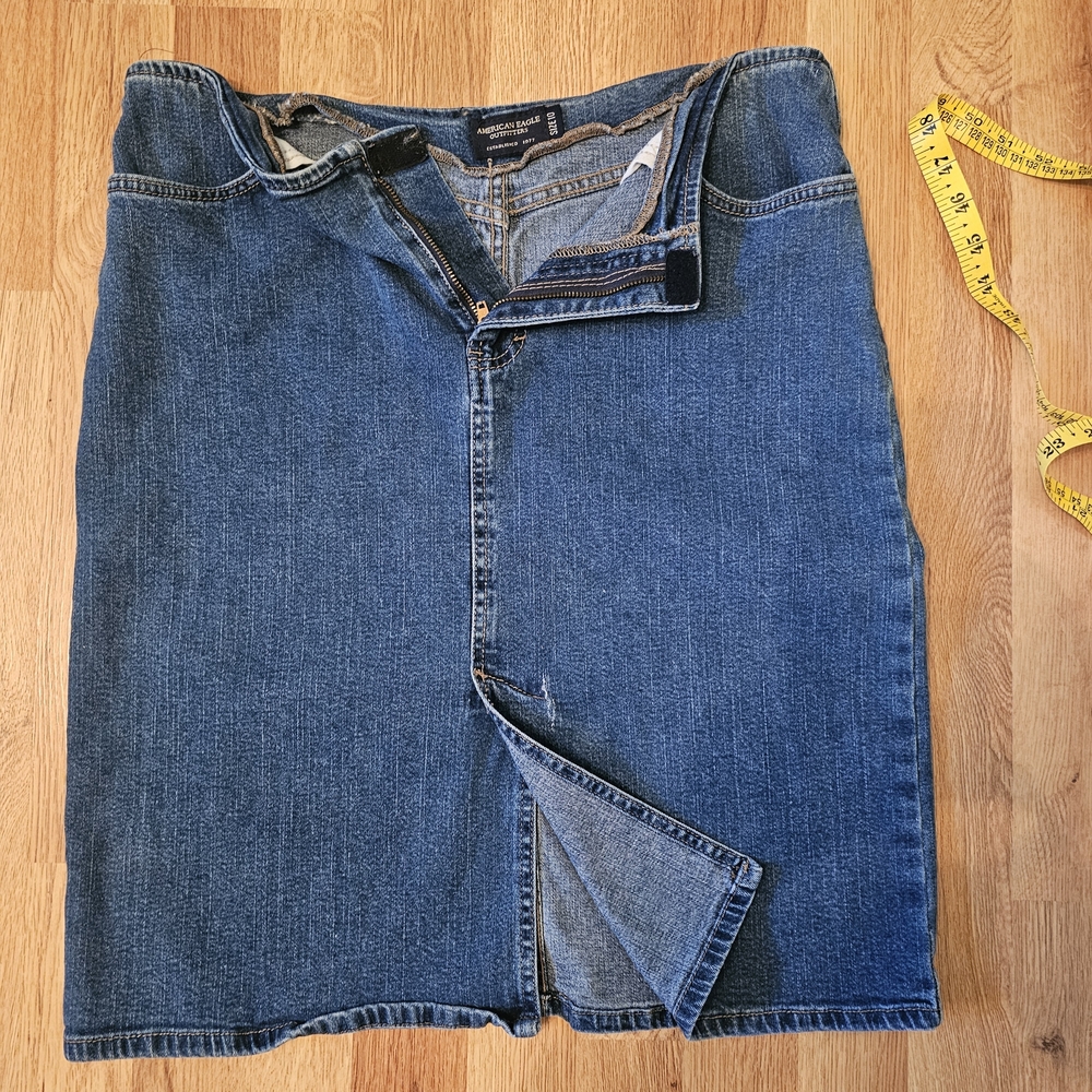 American Eagle Outfitters Blue Denim Skirt Size 10 - Picture 2 of 12